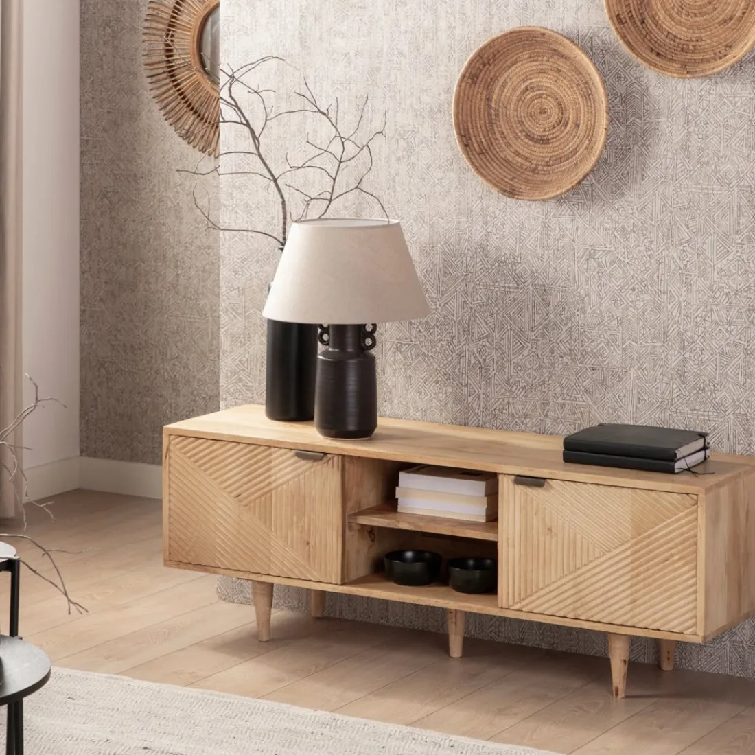 Klast Home Muebles Tv>Arai