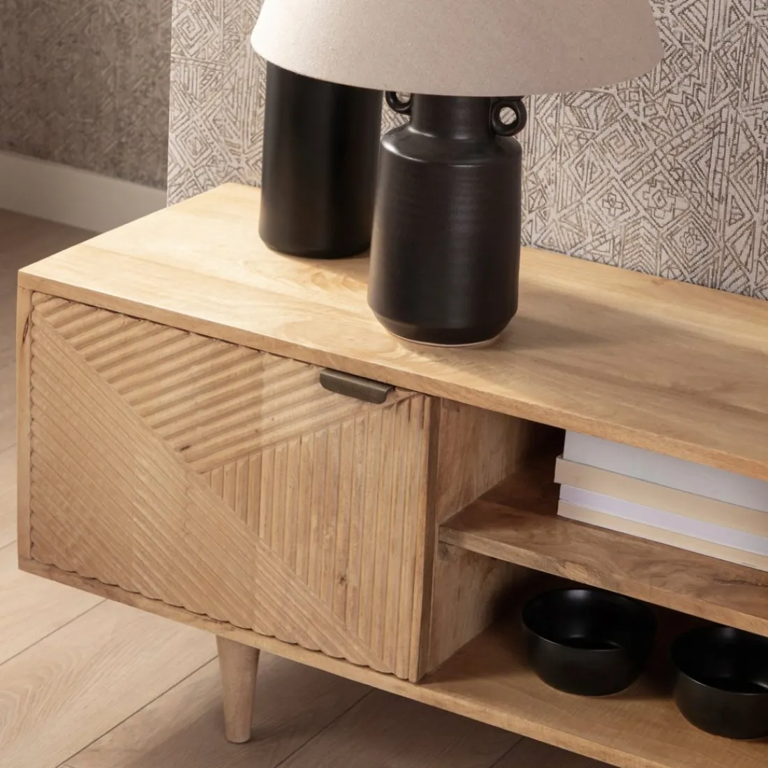 Klast Home Muebles Tv>Arai