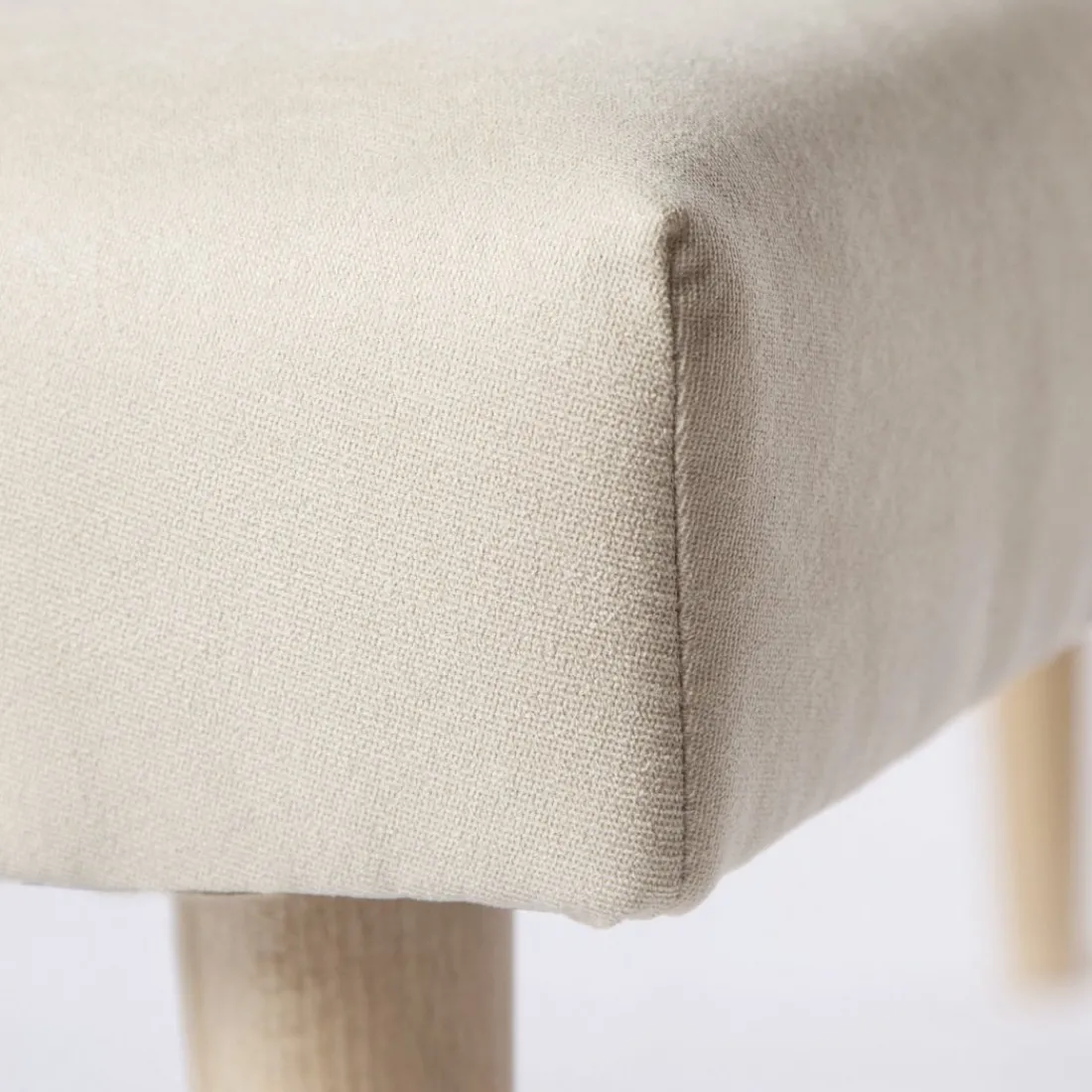 Klast Home Descalzadores Y Baúles Para Pie De Cama|Bancos Para Dormitorio Y Recibidor>Fiore Beige