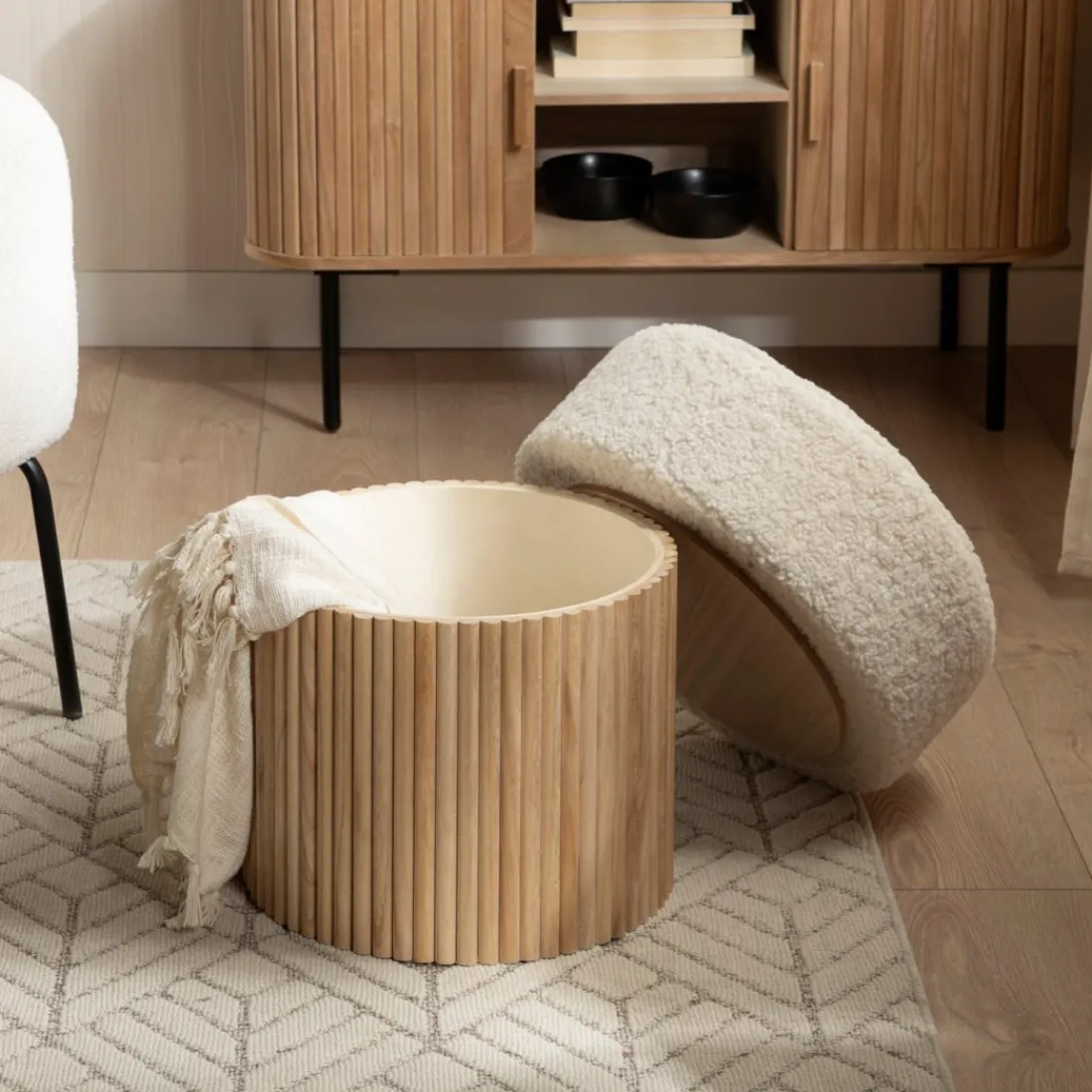 Klast Home Pufs>Naira