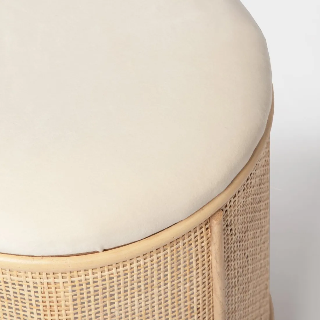 Klast Home Pufs>Sure